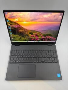 Dell Precision 7680 i7 1380HX | RTX 3500 ADA | 512 SSD | 32 GB | FHD
