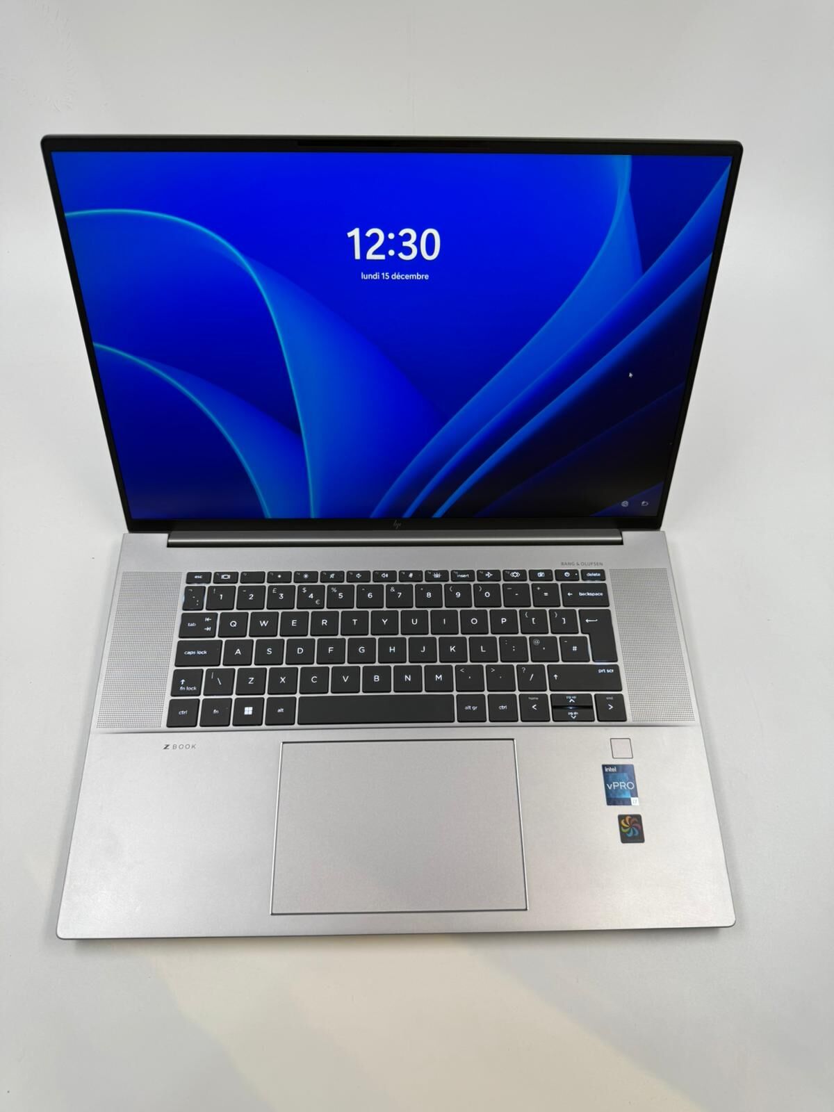 HP ZBook Studio 16 G10 – Profesyonel Workstation