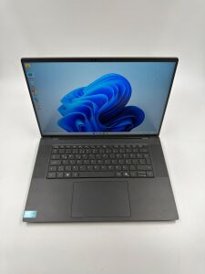 DELL Precision 5690 | Ultra 9 185H | 32GB RAM | 512GB SSD | RTX 2000 Ada (Outlet)